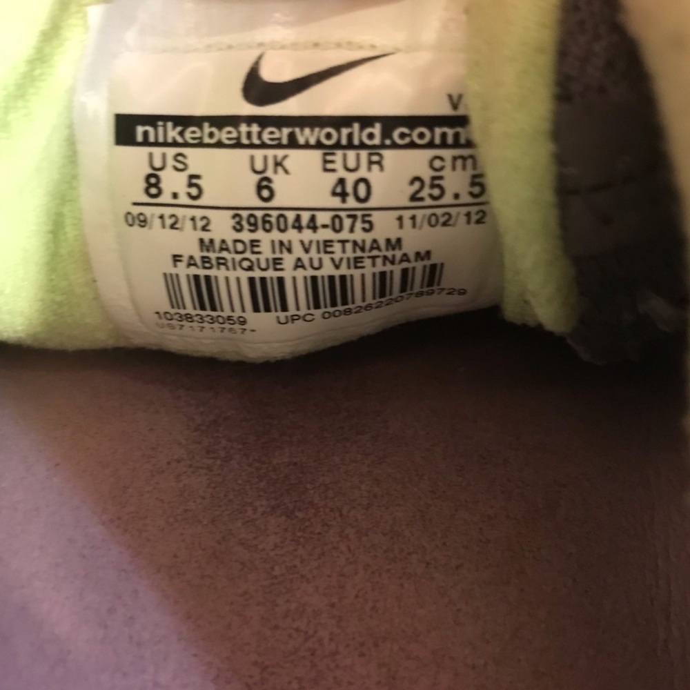 Nike’s women’s running sneaker - Picture 4 of 4